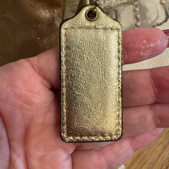 Coach Crossbody - Picture 4 of 15